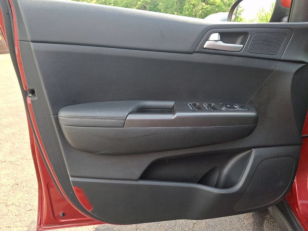 Certified 2022 Kia Sportage LX AWD/4WD image 15