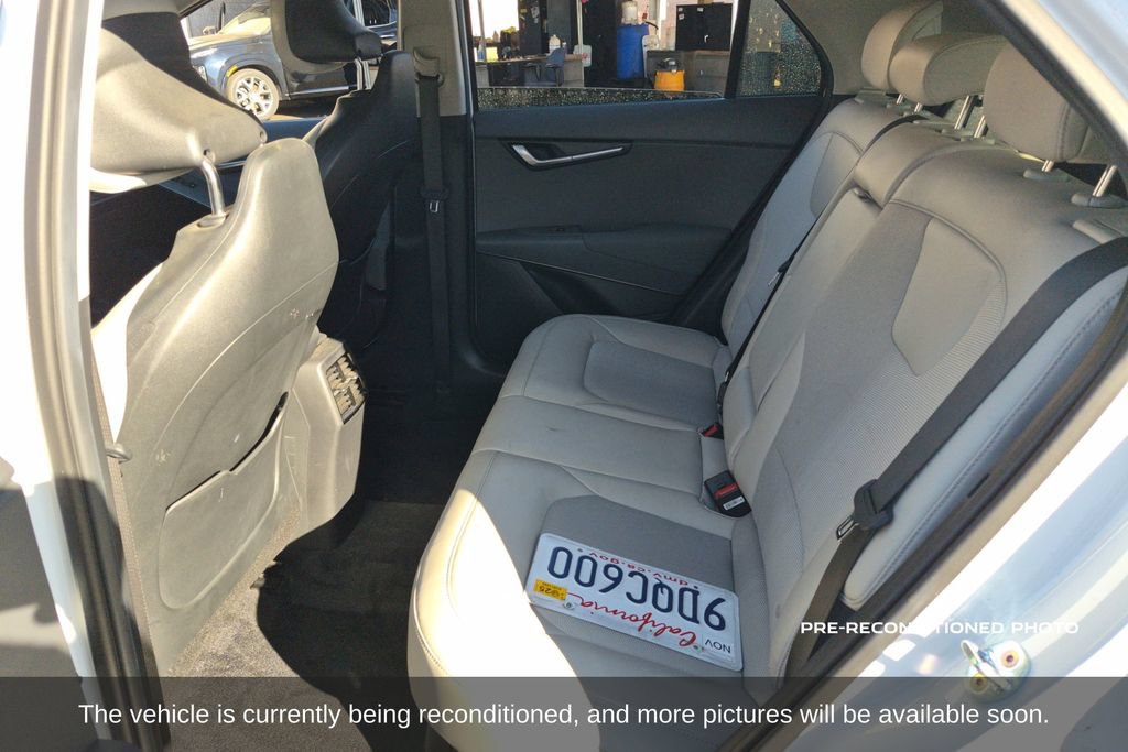 Used 2023 Kia Niro EX FWD image 12