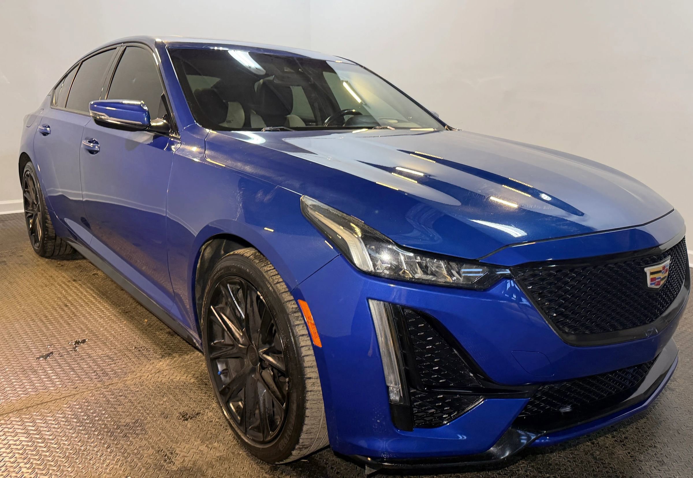 Used 2020 Cadillac CT5 Sport image 2