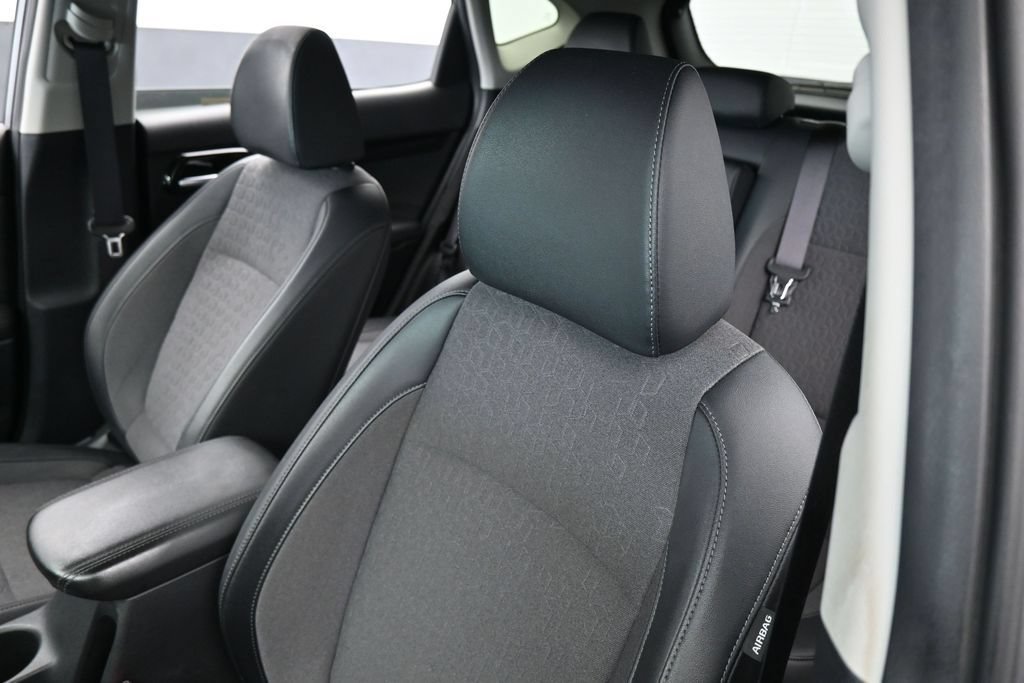 Used 2024 Kia Seltos S FWD image 17