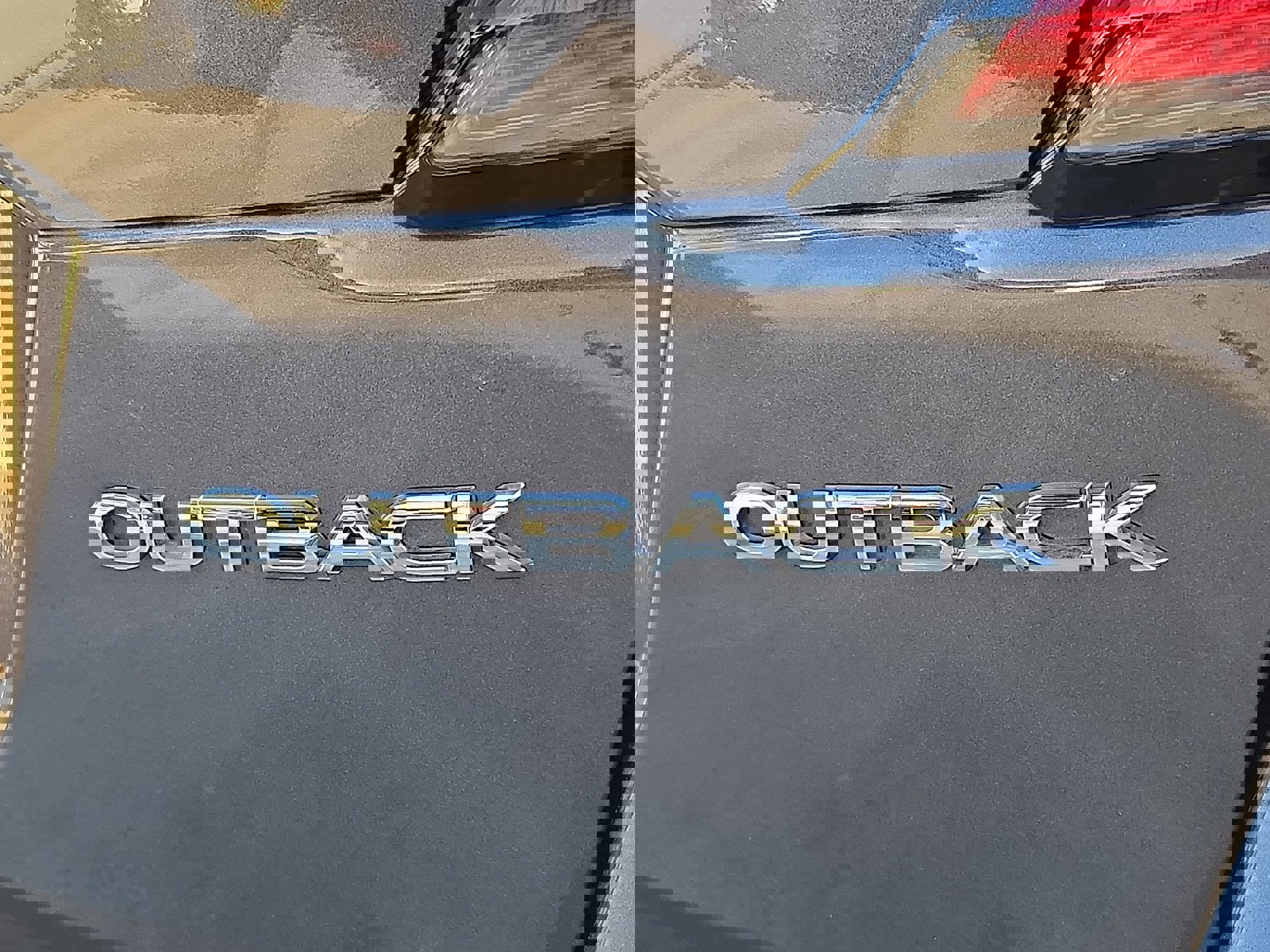 Used 2024 Subaru Outback Premium image 32