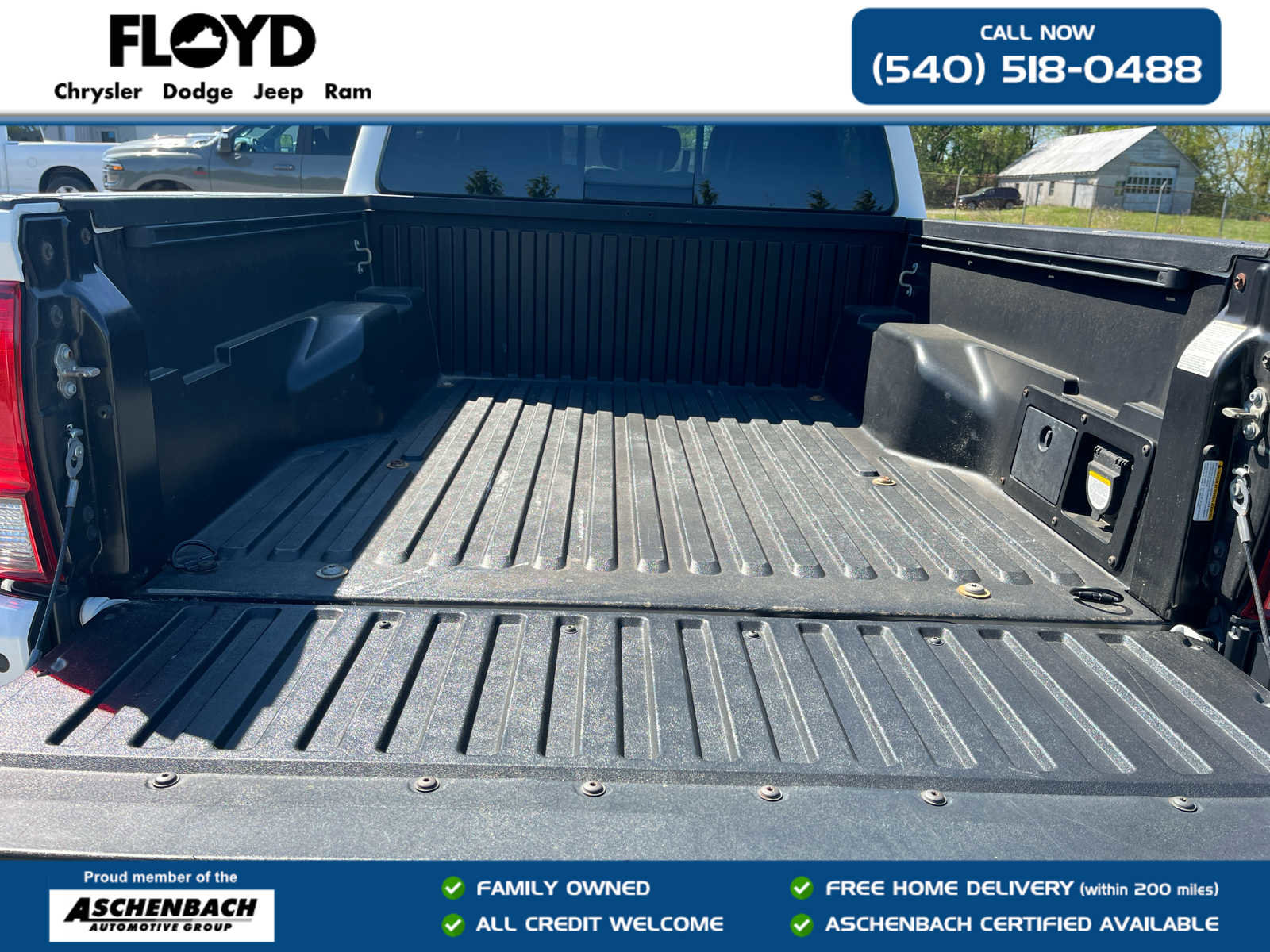 Used 2019 Toyota Tacoma TRD Off-Road AWD/4WD image 26