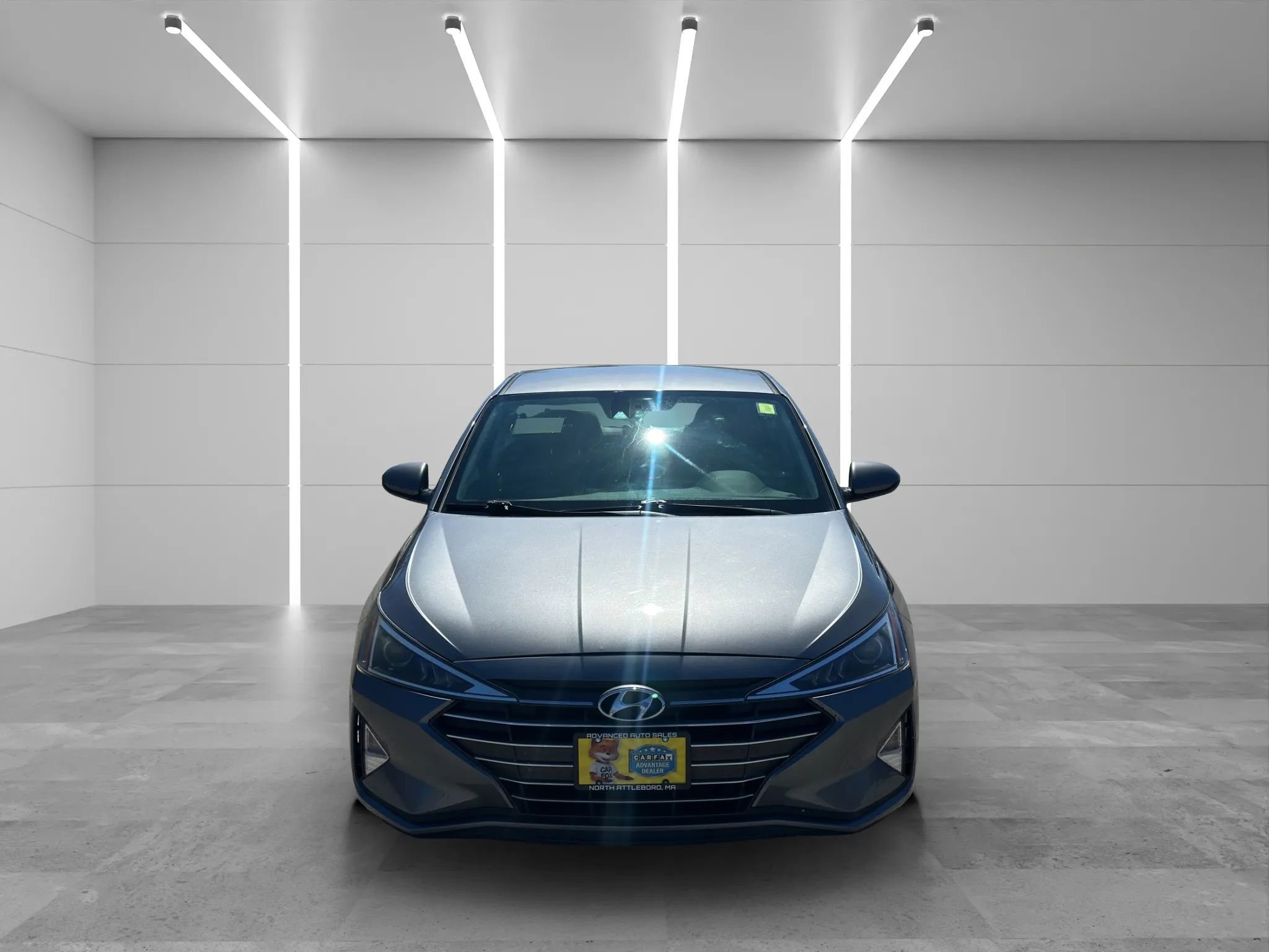 Used 2019 Hyundai Elantra SEL FWD image 2