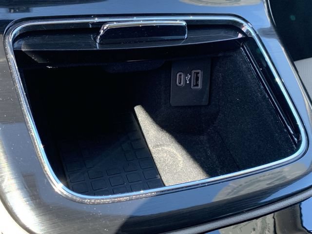 Used 2022 Lincoln Nautilus Reserve w/ Equipment Group 201A FWD image 25
