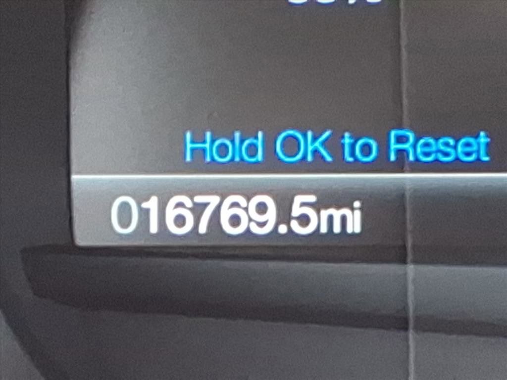 Used 2024 Ford Edge ST-Line image 23