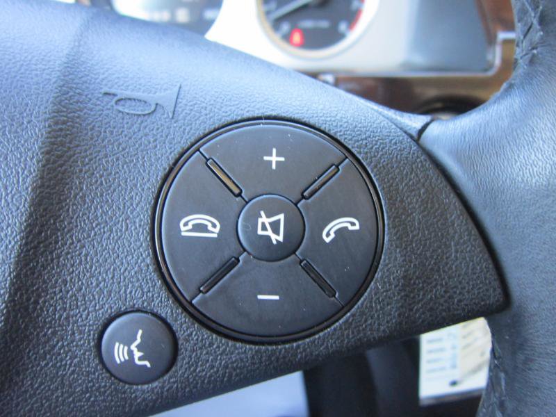 Used 2012 Mercedes-Benz GLK 350 4MATIC image 31