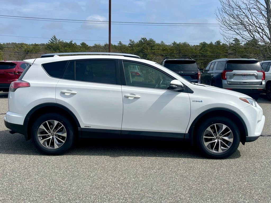 Used 2016 Toyota RAV4 XLE image 7