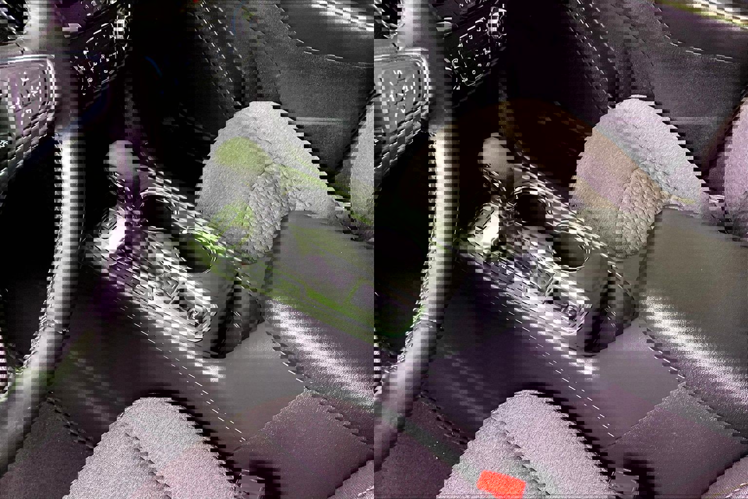 Used 2024 Chevrolet Equinox LT image 17