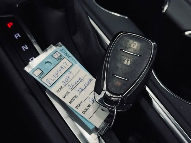 Used 2024 Chevrolet Equinox LT image 34