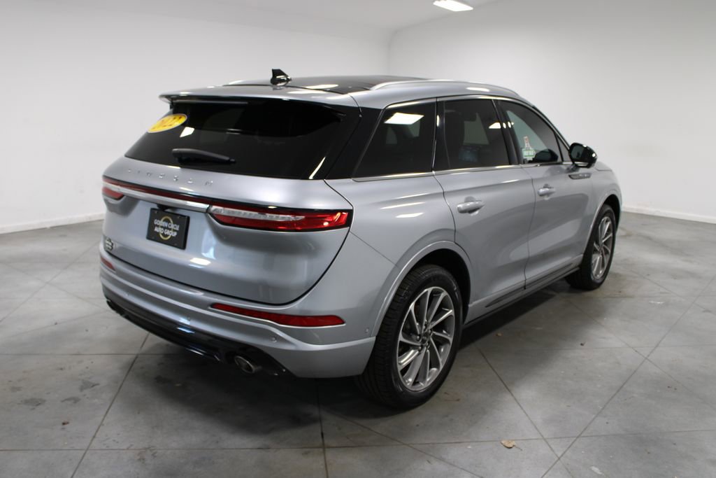 Used 2022 Lincoln Corsair Grand Touring image 9