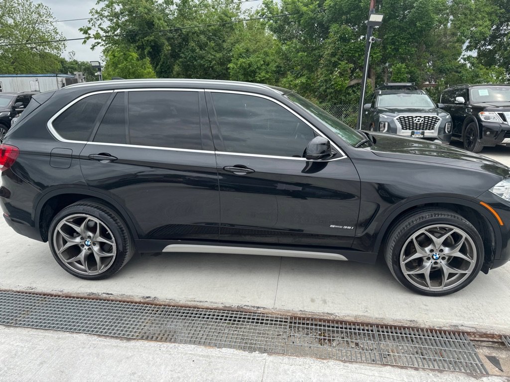 Used 2018 BMW X5 sDrive35i w/ Driving Assistance Package image 5