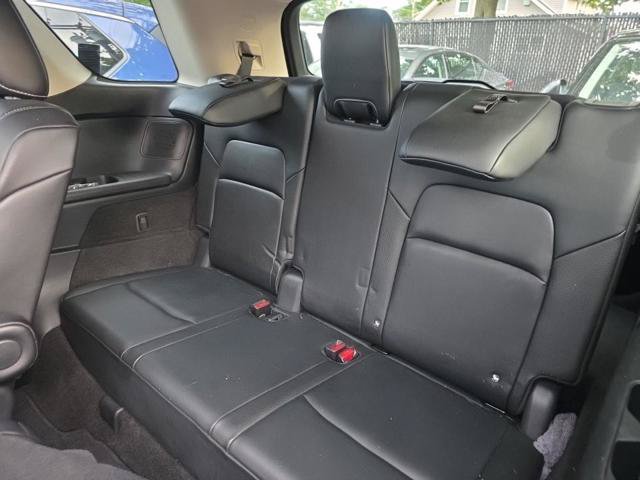 Used 2024 Nissan Pathfinder SL w/ SL Premium Package AWD/4WD image 15