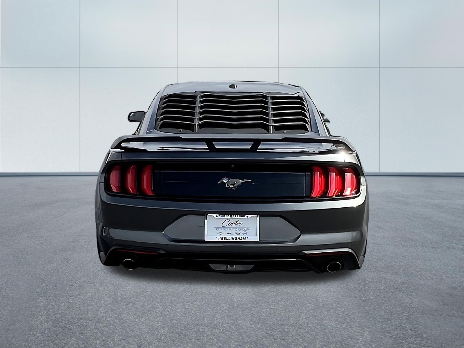 Used 2018 Ford Mustang Coupe w/ Equipment Group 101A RWD image 5