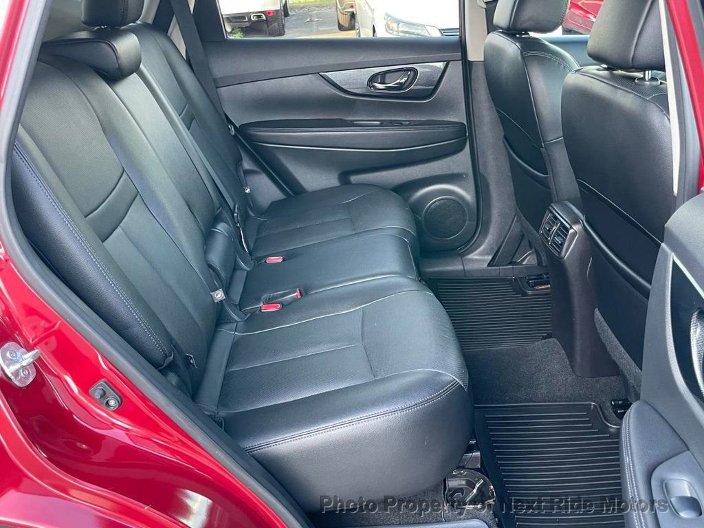 Used 2016 Nissan Rogue SL w/ SL Premium Package image 12