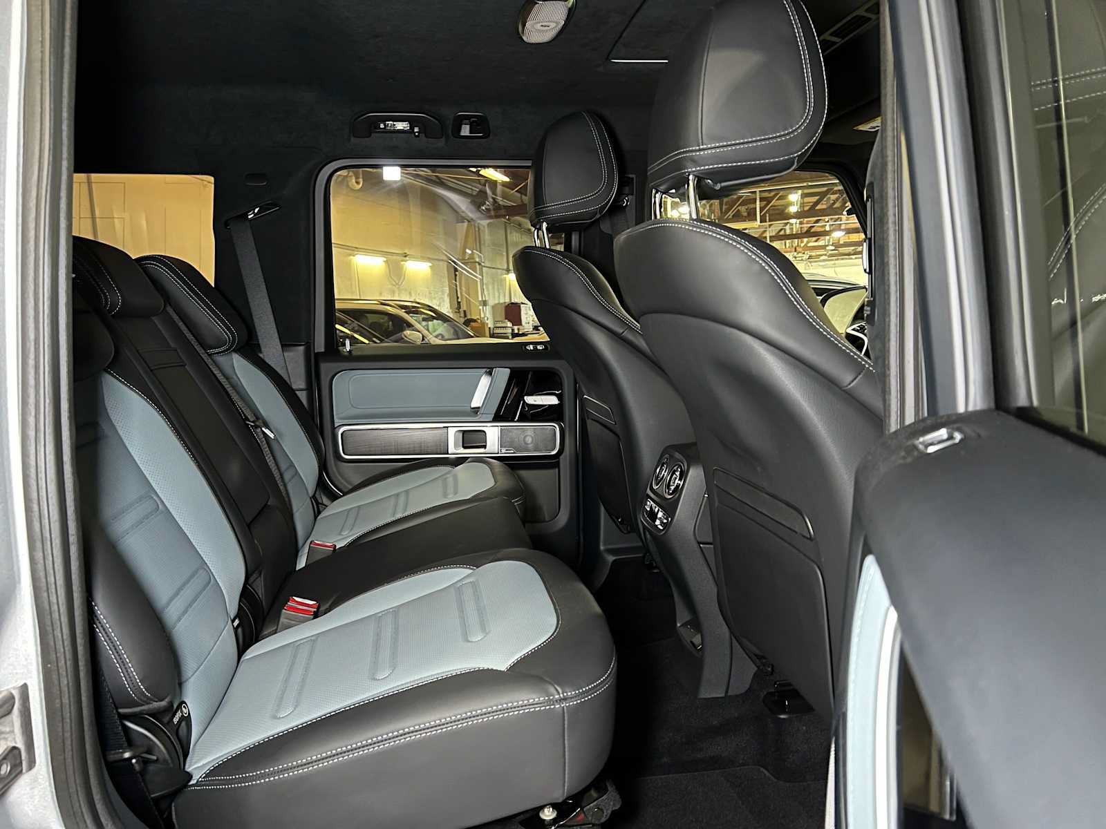 Used 2025 Mercedes-Benz G 550 image 13