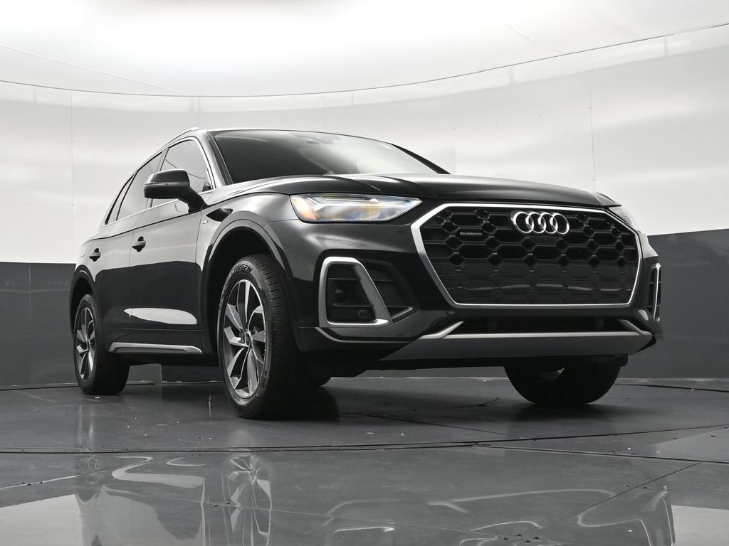 Used 2023 Audi Q5 2.0T Premium Plus w/ Premium Plus Package AWD/4WD image 28