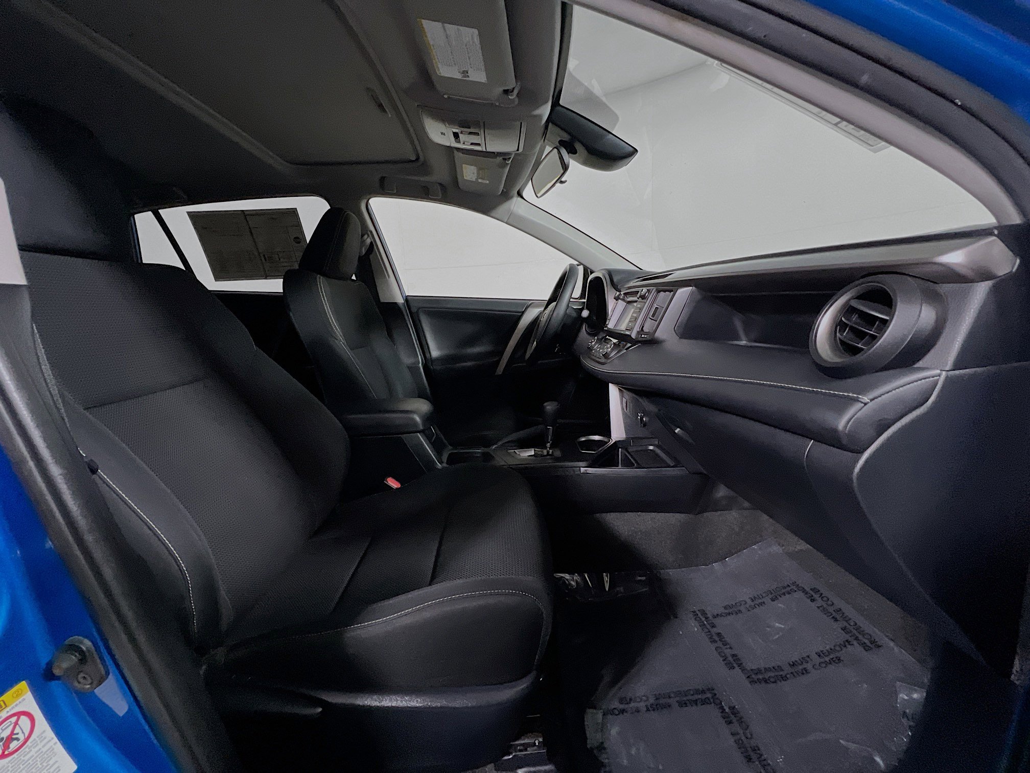 Used 2018 Toyota RAV4 XLE FWD image 31