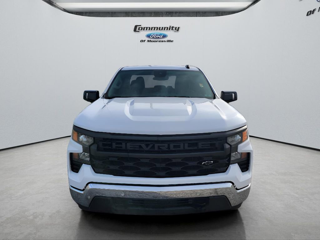 Used 2025 Chevrolet Silverado 1500 W/T w/ WT Value Package image 2
