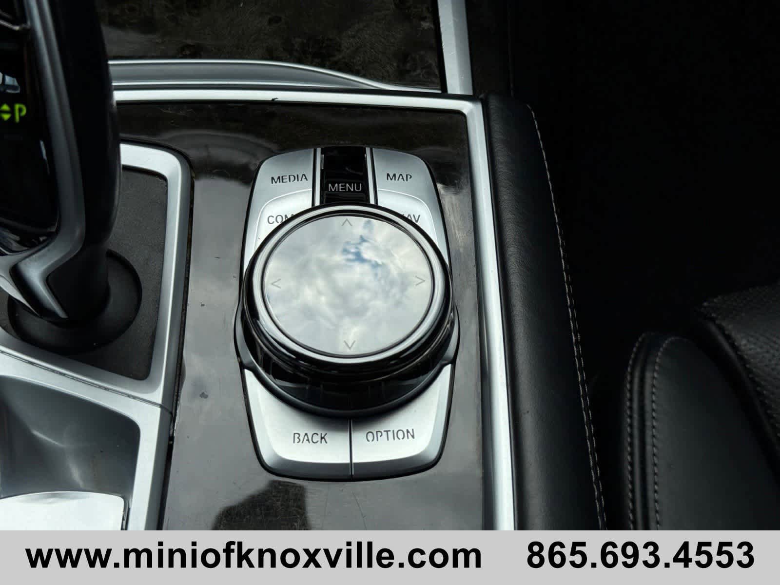 Used 2022 BMW 750i xDrive w/ Executive Package AWD/4WD image 27