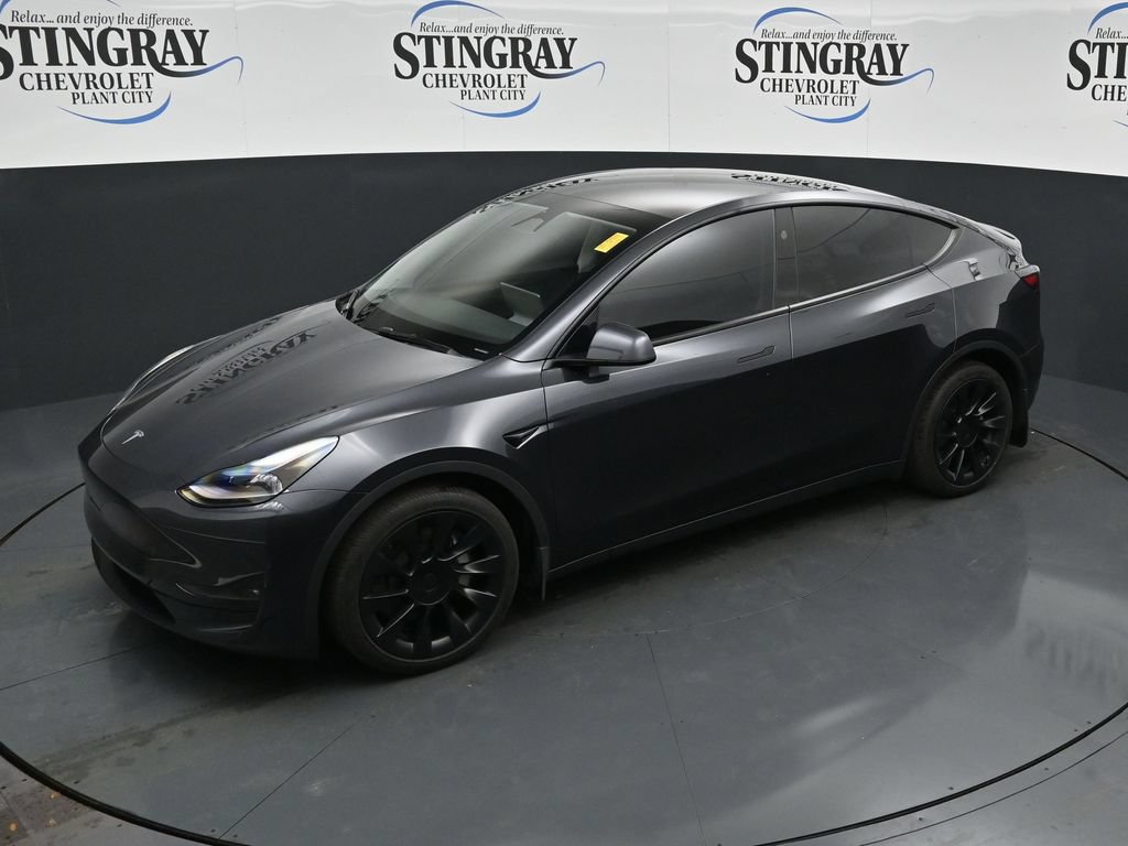 Used 2024 Tesla Model Y Long Range AWD/4WD image 20