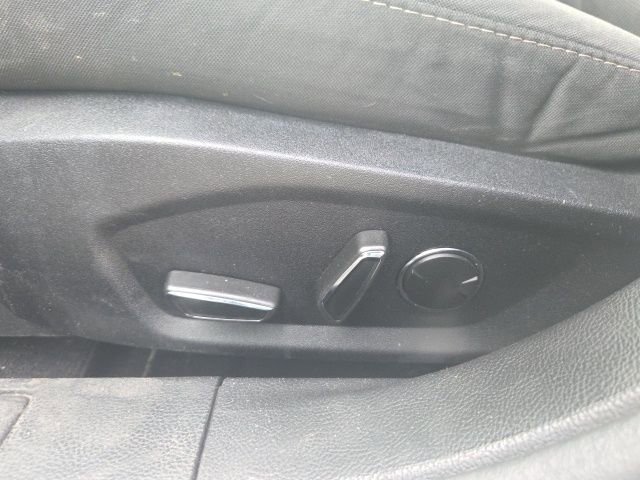Used 2020 Ford Fusion SE image 22