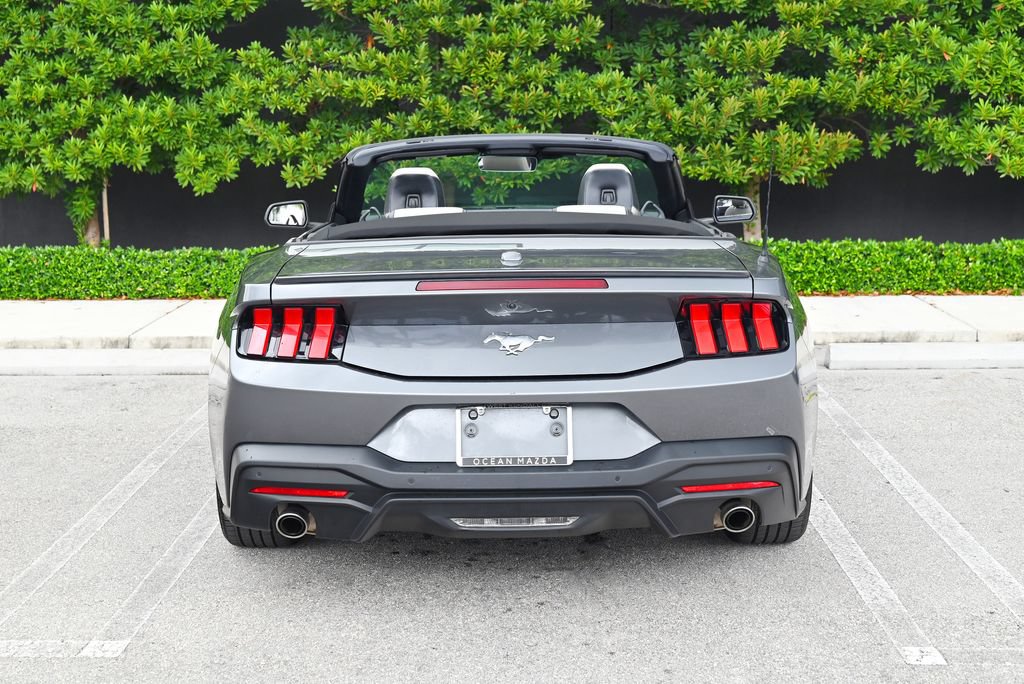Used 2024 Ford Mustang Premium RWD image 5