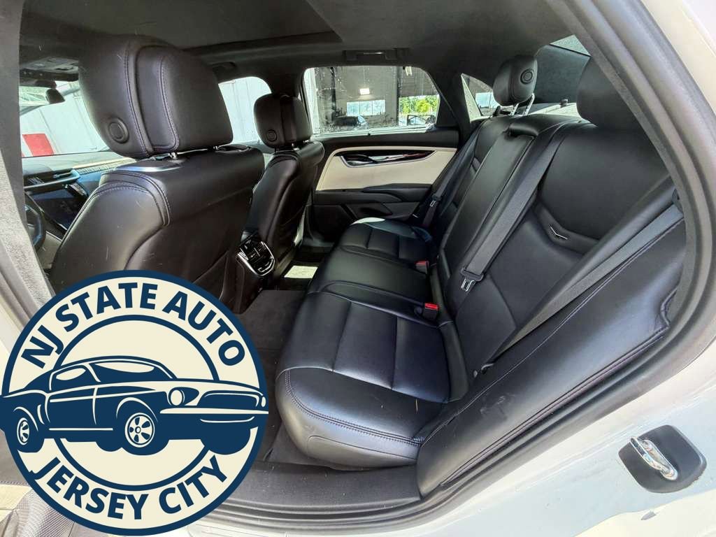 Used 2014 Cadillac XTS Platinum AWD/4WD image 4
