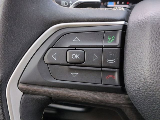 Certified 2024 Jeep Grand Cherokee L Limited w/ Luxury Tech Group II image 20