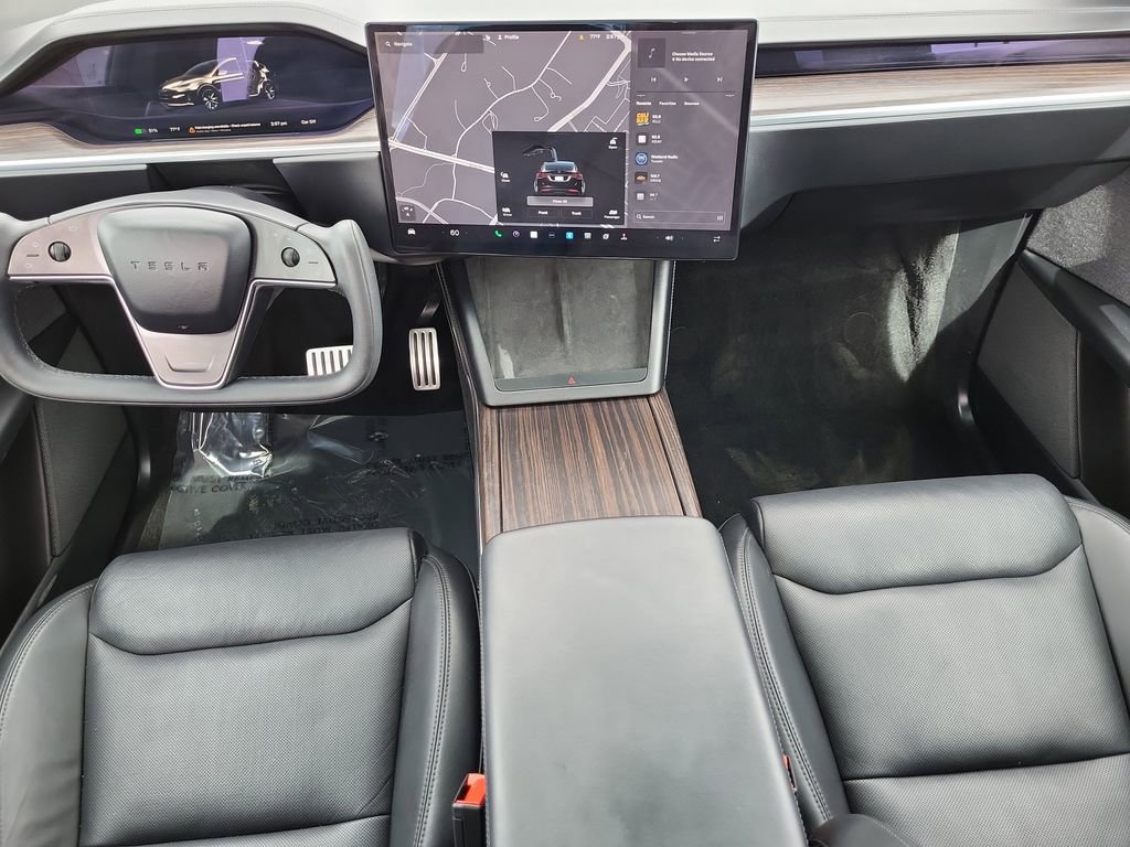 Used 2023 Tesla Model X image 13
