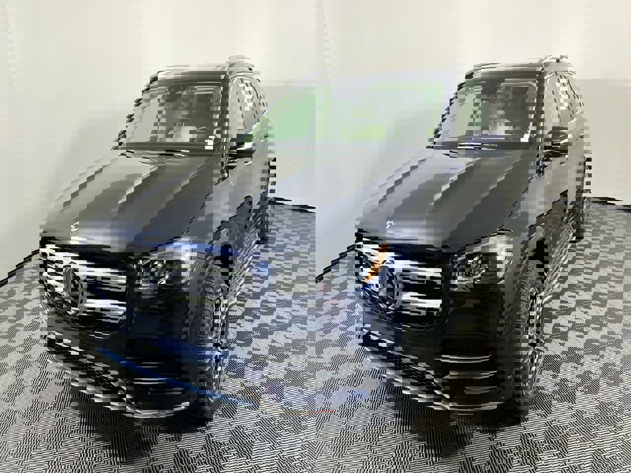 Used 2022 Mercedes-Benz GLS 450 4MATIC image 7