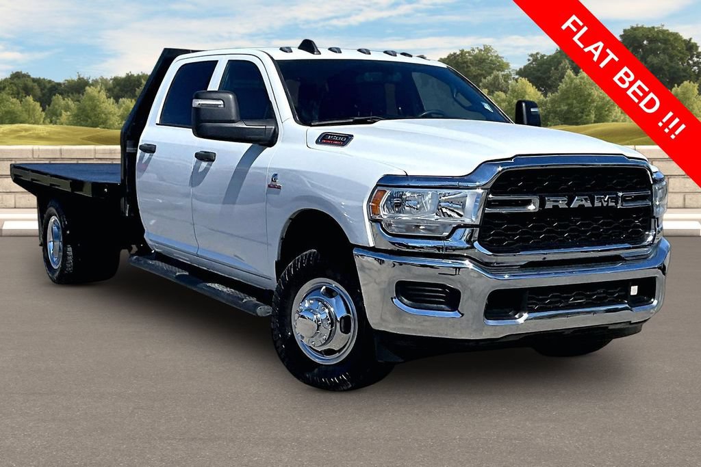 Used 2024 RAM 3500 Tradesman w/ Chrome Appearance Group AWD/4WD image 2
