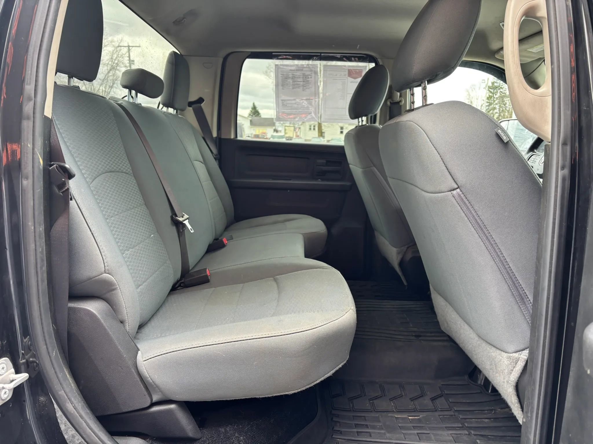 Used 2018 RAM 3500 Tradesman w/ Chrome Appearance Group image 16