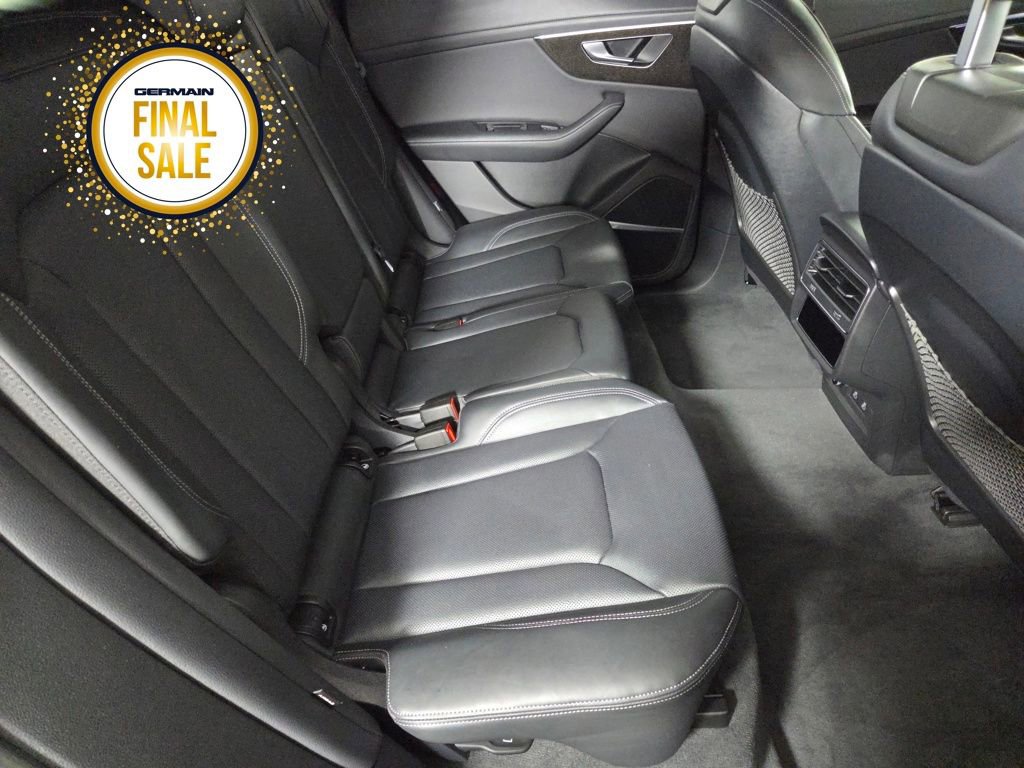 Used 2024 Audi Q8 Prestige w/ Prestige Package image 19