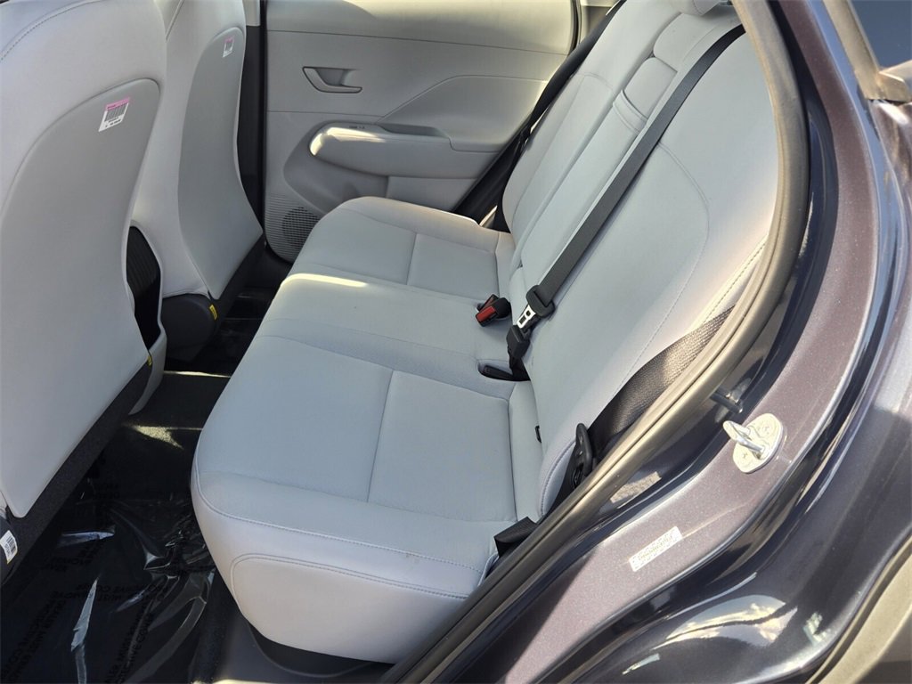 Certified 2024 Hyundai Kona SE image 12