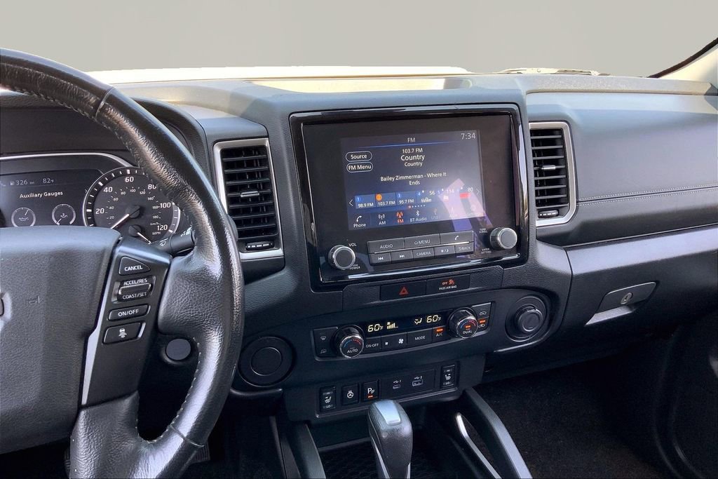 Used 2022 Nissan Frontier SV RWD image 9