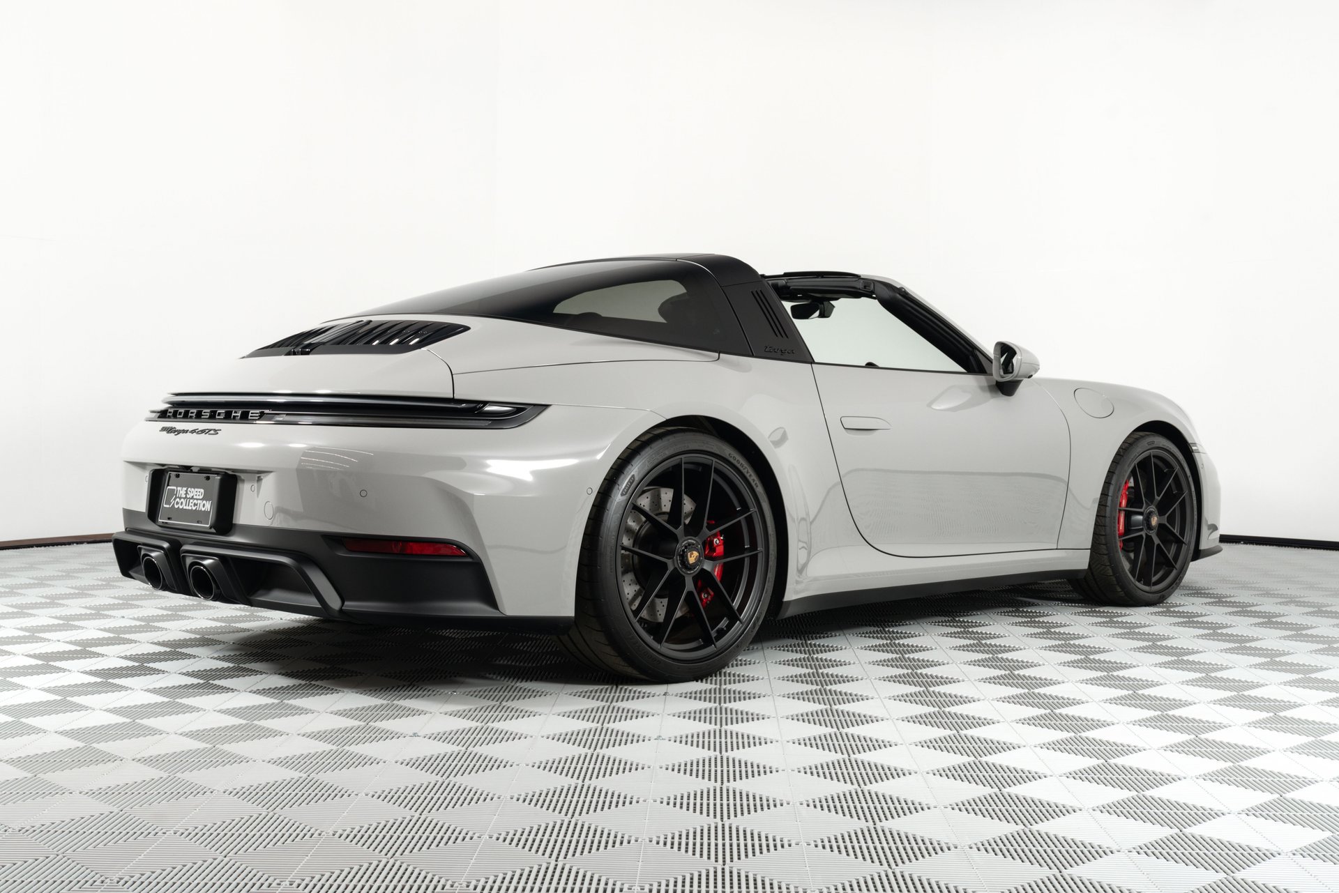 Used 2025 Porsche 911 Targa 4 GTS image 7