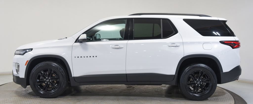 Used 2023 Chevrolet Traverse LT image 8