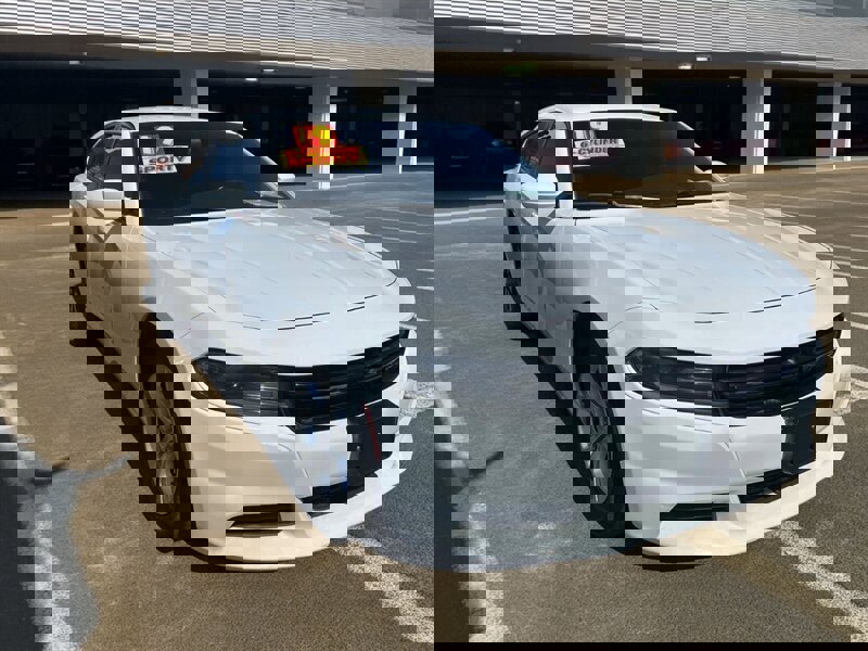 Used 2019 Dodge Charger SXT image 29