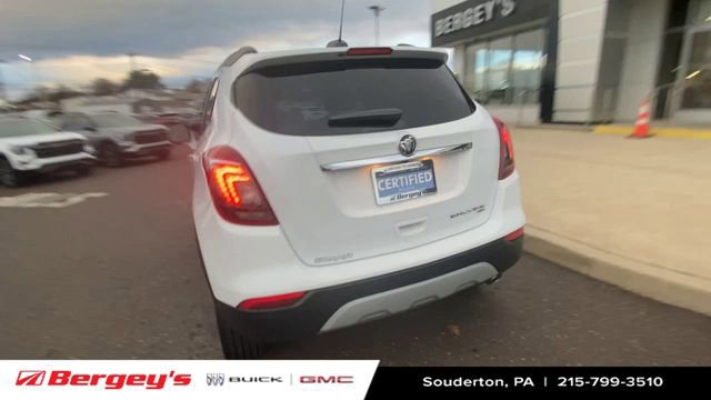 Certified 2022 Buick Encore Preferred w/ Safety Package image 8