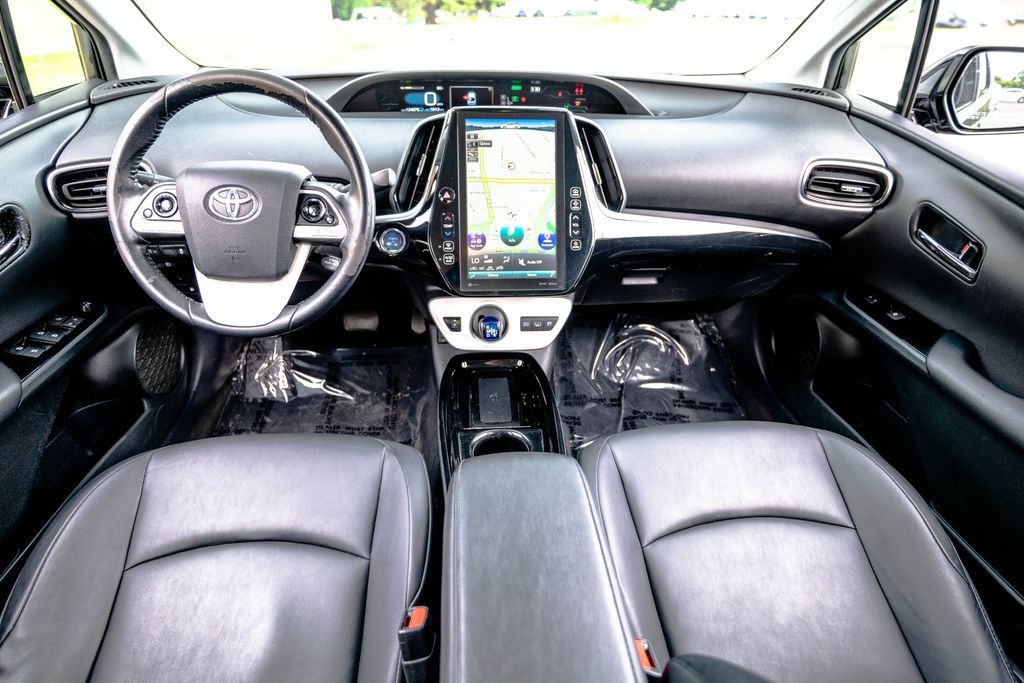 Used 2018 Toyota Prius Prime Premium FWD image 15
