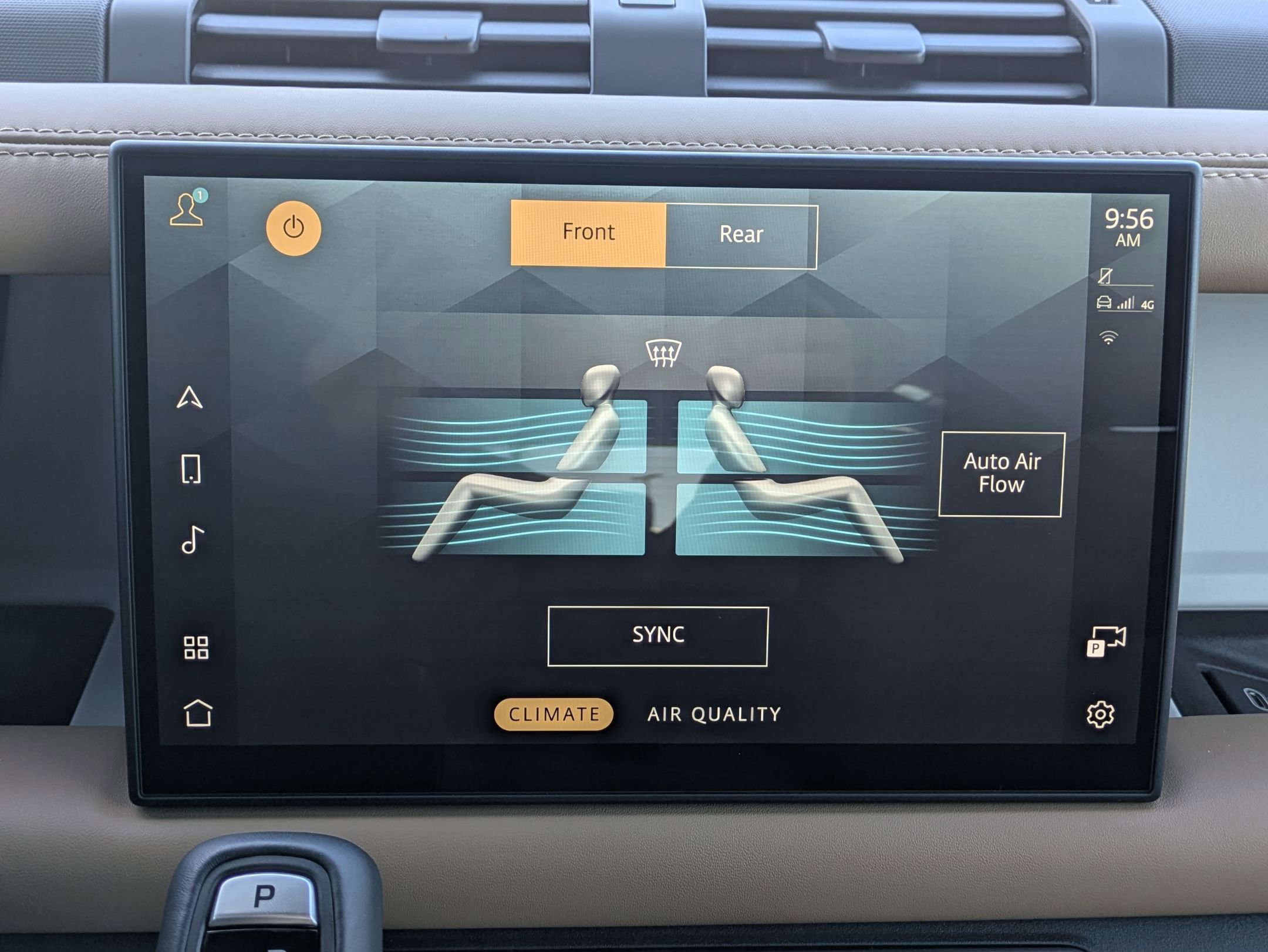 Certified 2025 Land Rover Defender 110 X-Dynamic SE image 14