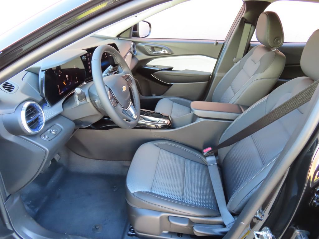 New 2026 Chevrolet Trax LT w/ LT Convenience Package image 19