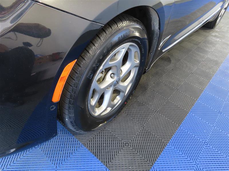 Used 2022 Chrysler Pacifica Limited image 11