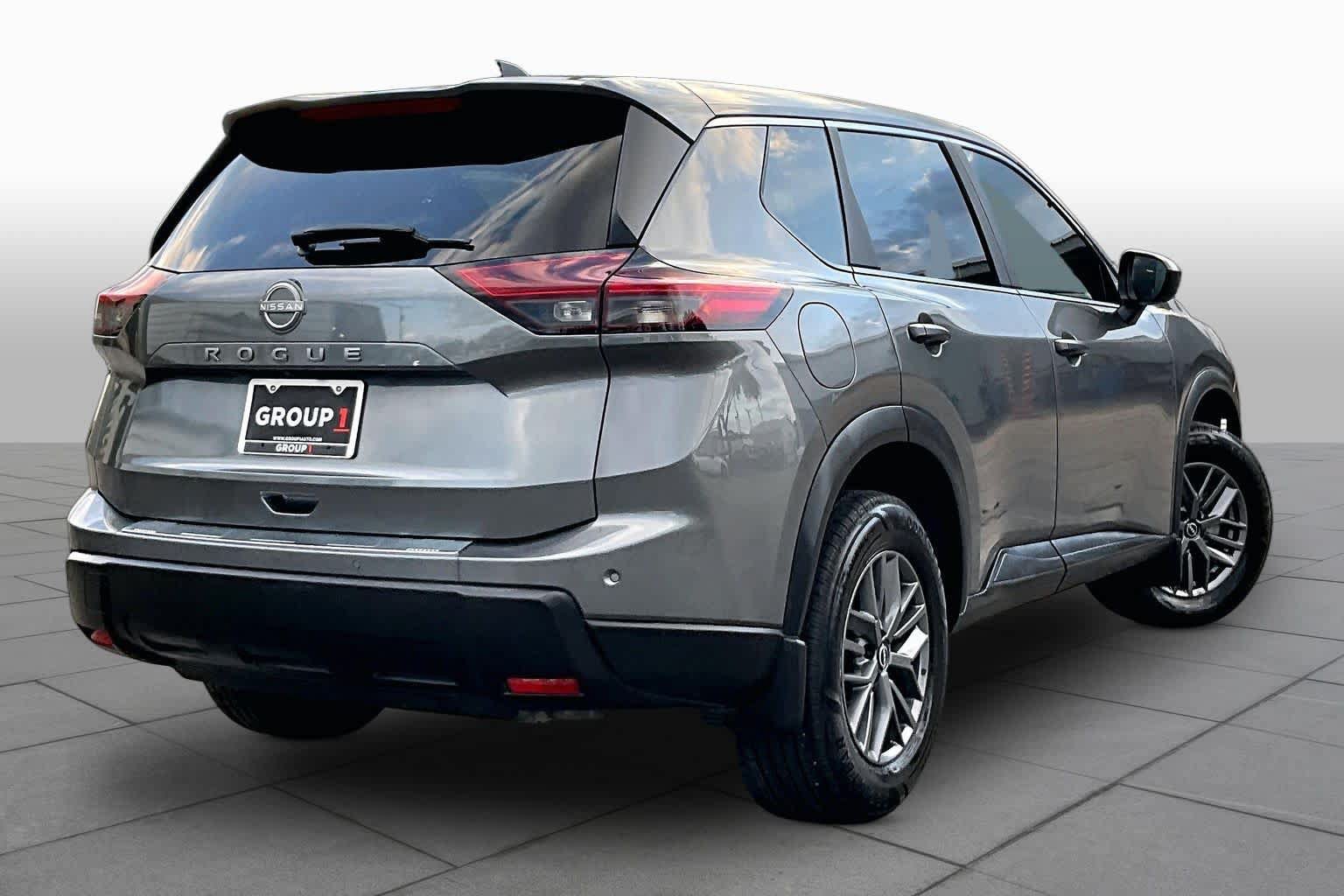 Certified 2024 Nissan Rogue S FWD image 13
