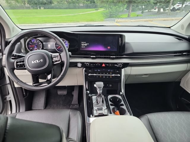 Certified 2024 Kia Carnival EX FWD image 19