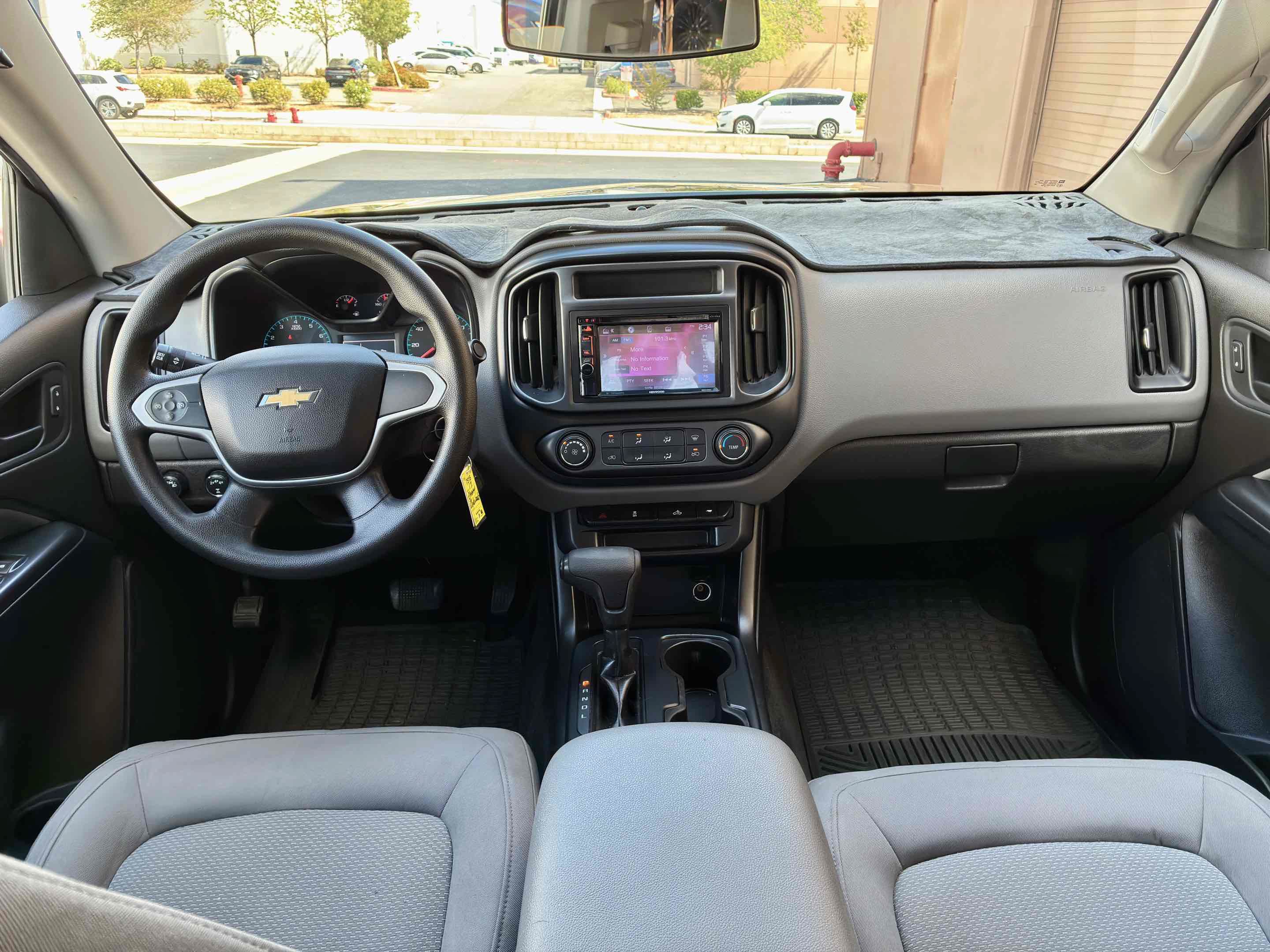 Used 2017 Chevrolet Colorado W/T w/ WT Convenience Package AWD/4WD image 17