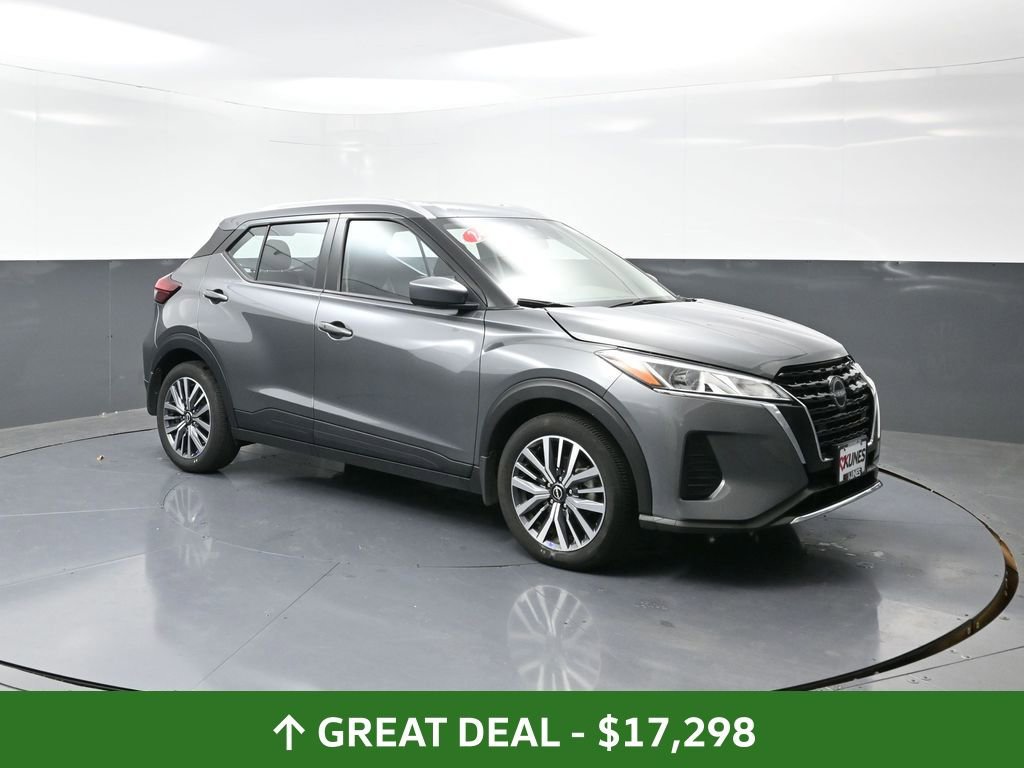 Used 2024 Nissan Kicks SV image 5