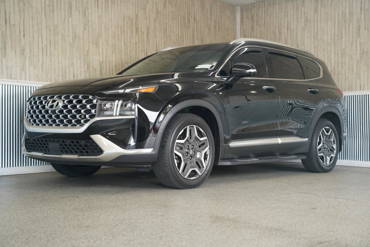 Used 2023 Hyundai Santa Fe Limited FWD image 4