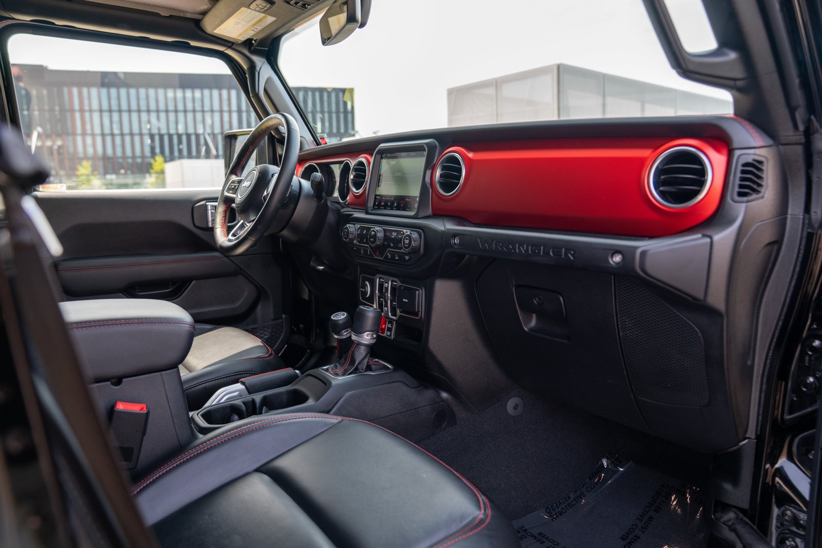 Used 2021 Jeep Wrangler Unlimited Rubicon AWD/4WD image 23