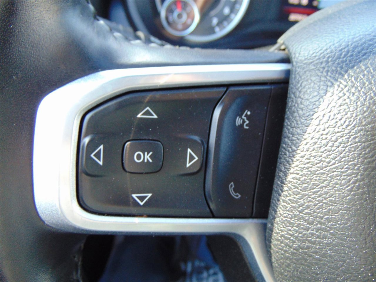 Used 2024 RAM 2500 Big Horn w/ Bed Utility Group image 41